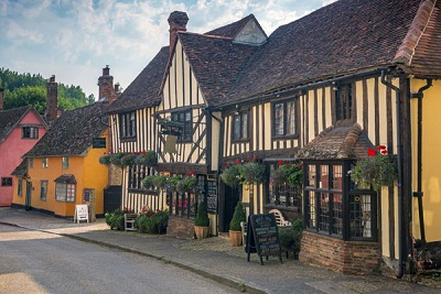 Ngắm nhìn những ngôi làng nhỏ xinh hấp dẫn khách du lịch tại Anh