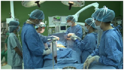Đà Nẵng: Chữa chấn thương cột sống bằng phương pháp ghép tế bào gốc