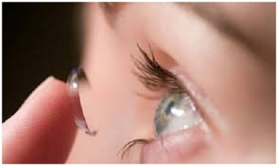 Chớ dại đeo kính áp tròng khi ngủ mà gây bệnh cho mắt