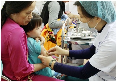 TPHCM bắt đầu tiêm vaccine dịch vụ Pentaxim đợt 2 từ 28/1