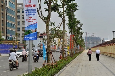 Hà Nội sẽ lát đá tự nhiên trên vỉa hè 936 tuyến phố của 12 quận