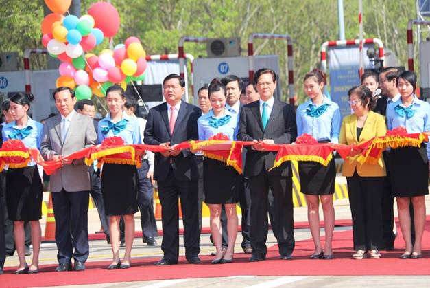 Thông xe cao tốc hiện đại nhất Việt Nam dài 55km