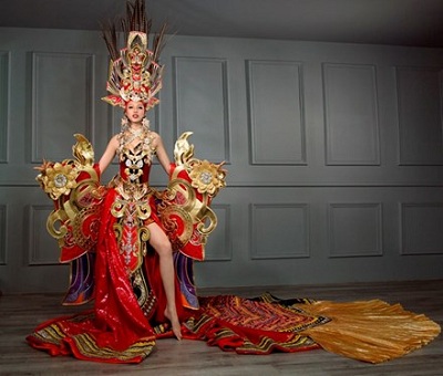 Váy bị chê của Khả Trang giành giải 'Trang phục dân tộc đẹp nhất'