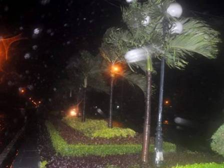 Cập nhật thông tin về cơn bão số 4:  Mưa rất to tại Bình Định