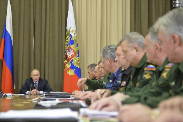 Nga tung một loạt biện pháp trợ giúp đồng rúp
