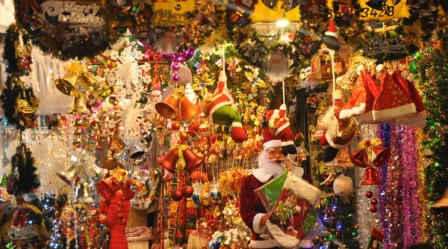 Thị trường Noel tấp nập từ đầu tháng 12