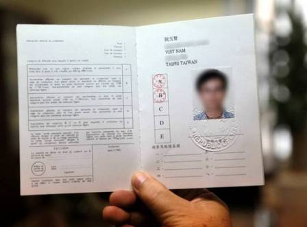 Giấy phép lái xe quốc tế của Việt Nam chỉ được ba năm