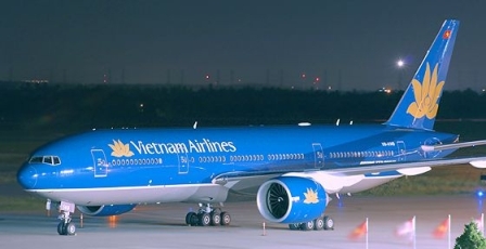 Máy bay Vietnam Airlines hạ cánh khẩn cấp vì lý do kỹ thuật