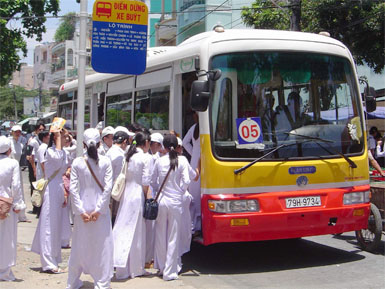 Thí điểm tuyến xe buýt giành riêng cho phụ nữ để chống quấy rối tình dục