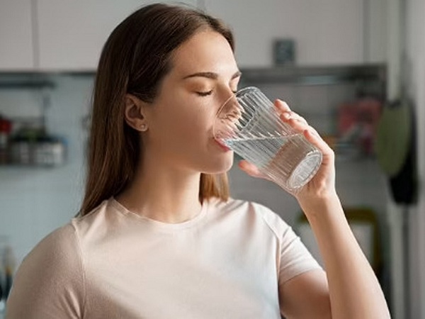 Những dấu hiệu cho thấy cơ thể có vấn đề sau khi uống nước