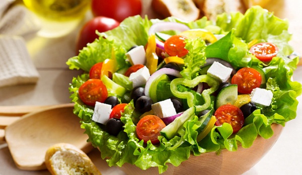 Sai lầm khi ăn salad khiến tăng cân, da dễ nổi mụn