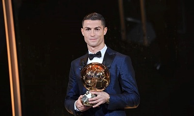 Cristiano Ronaldo giành quả bóng vàng 2017 và lên tiếng chốt tương lai