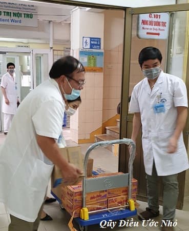 Chương trình Sẻ chia khó khăn, vượt qua dịch bệnh