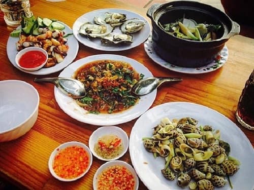 Top đặc sản nổi tiếng nhất định phải thử khi du lịch Vũng Tàu